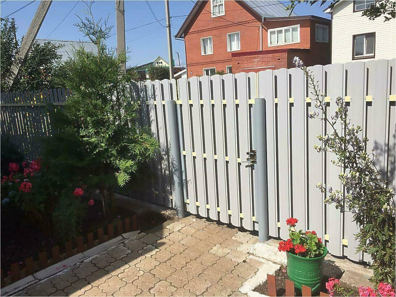 Забор из штакетника 65м фото4 в Березниках
