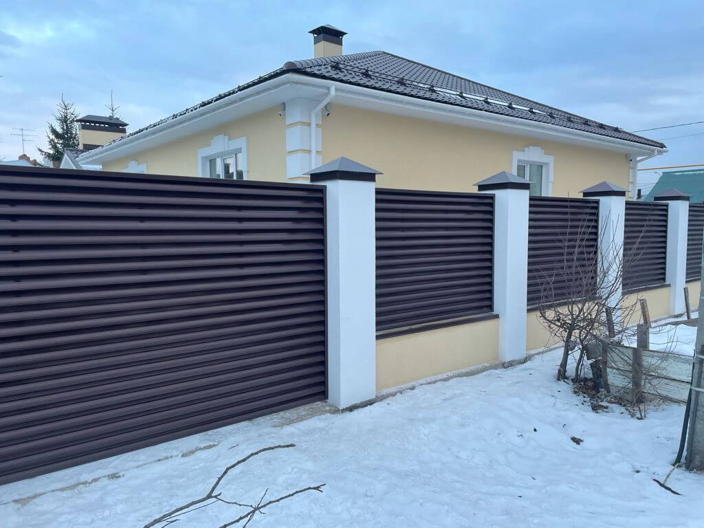 Забор-жалюзи ral8017/8017 шоколад двусторонний фото5 в Березниках