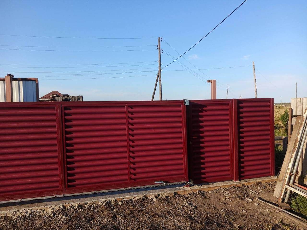 Забор-жалюзи 44м RAL3005/3005 Красное Вино двусторонний фото 2 в Березниках