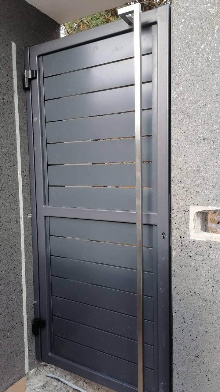 Забор-ранчо из металлопланкена 36м RAL7024 Серый Графит фото 5 в Березниках