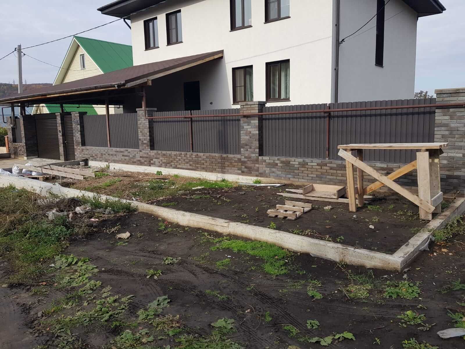 Забор из штакетника 15м RAL8019/8019 Темный Шоколад двусторонний МАТТЕ фото 1 в Березниках