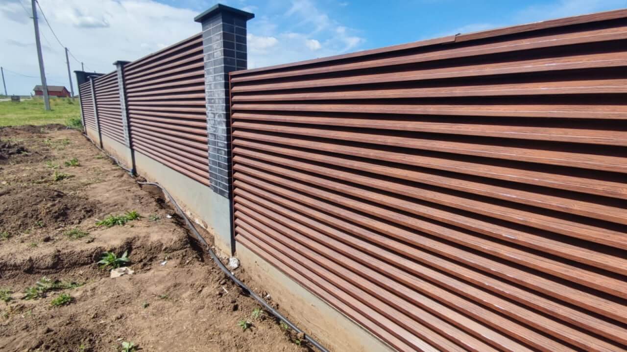 Забор-жалюзи из ламелей 54м ЭКО-Z Античный Дуб (SteelArt) в Березниках
