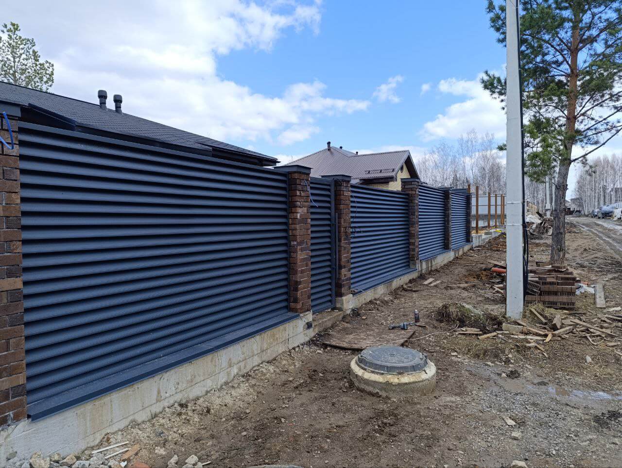 Забор из ламелей Еврожалюзи 34м RAL7024 Серый Графит МАТТЕ фото 1 в Березниках