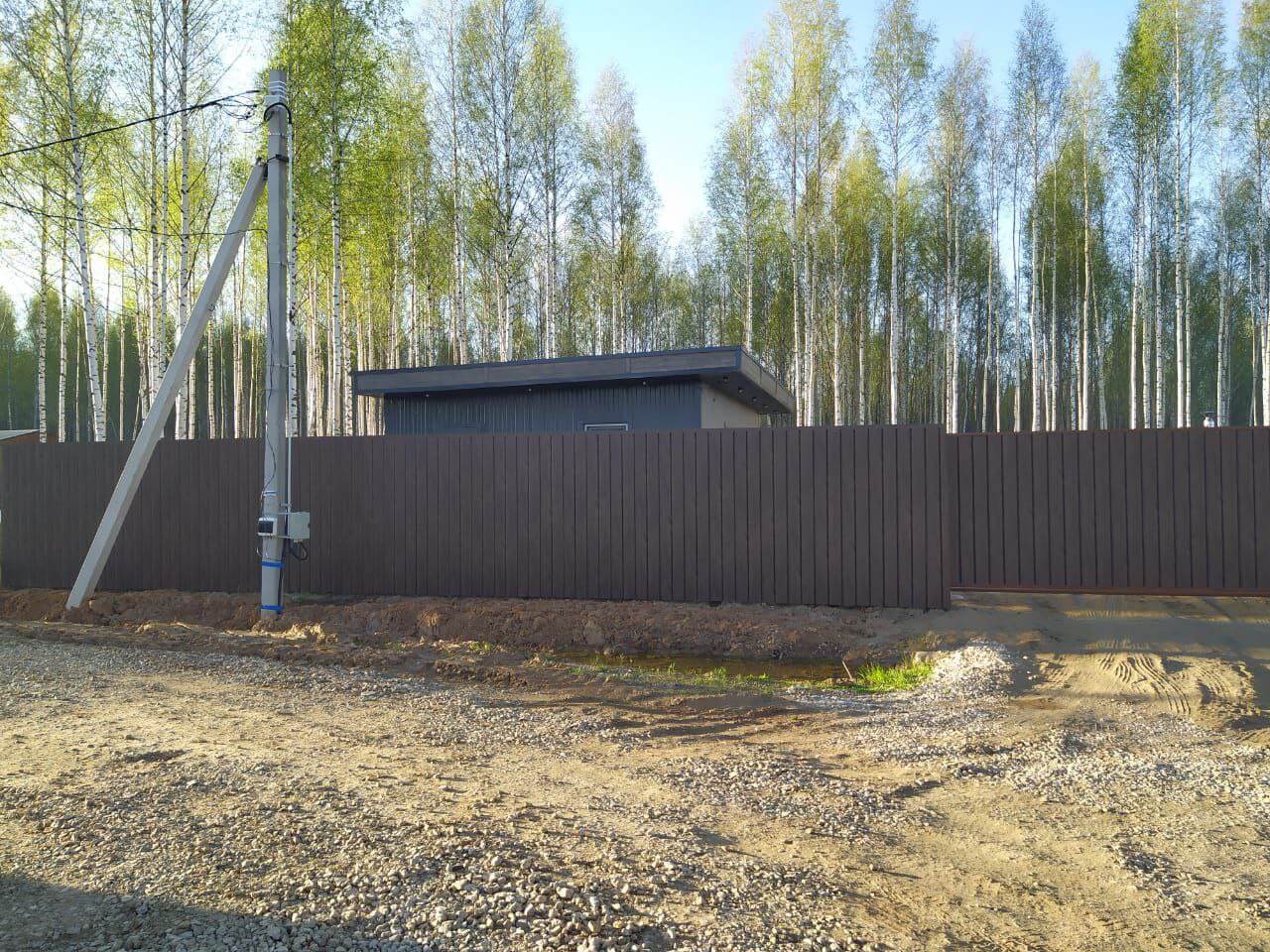 Забор из металлосайдинга ЕВРО-БРУС 25м Темный Каштан 3D Принтек фото 1 в Березниках