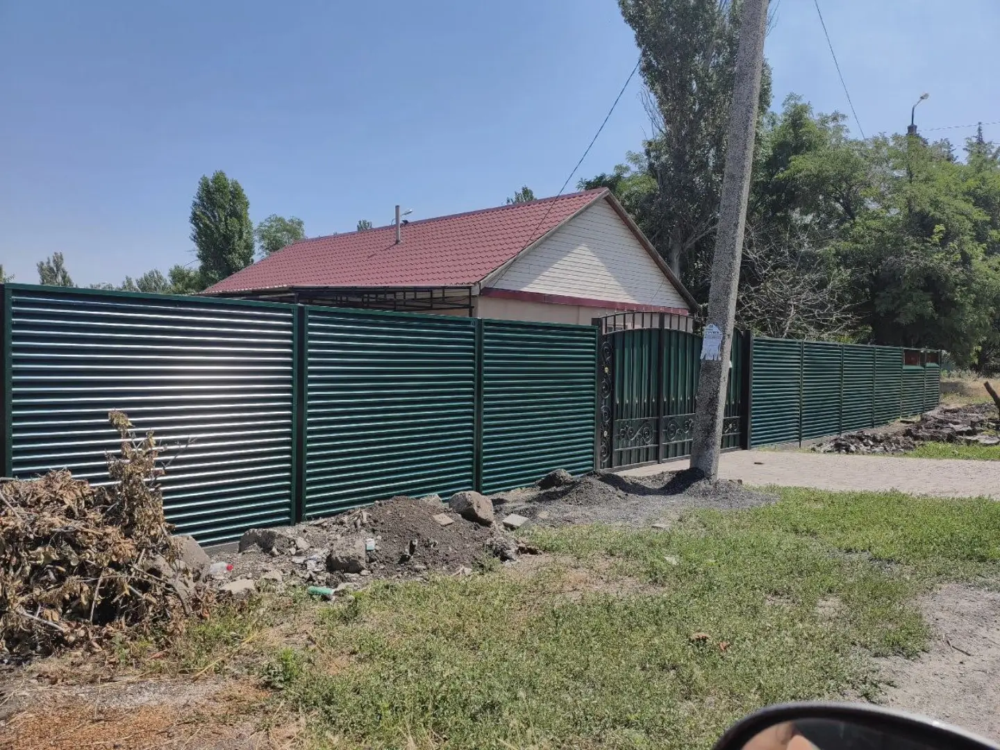 Забор-жалюзи из ламелей ЭКО-Z 24м RAL6005 Зеленый Мох фото 3 в Березниках